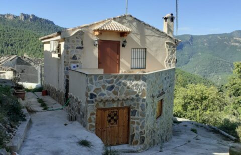 Countryhouse in mountains
